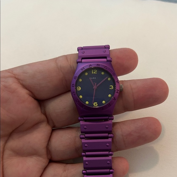 Marc Jacobs Purple Kids Watch - Picture 2 of 5